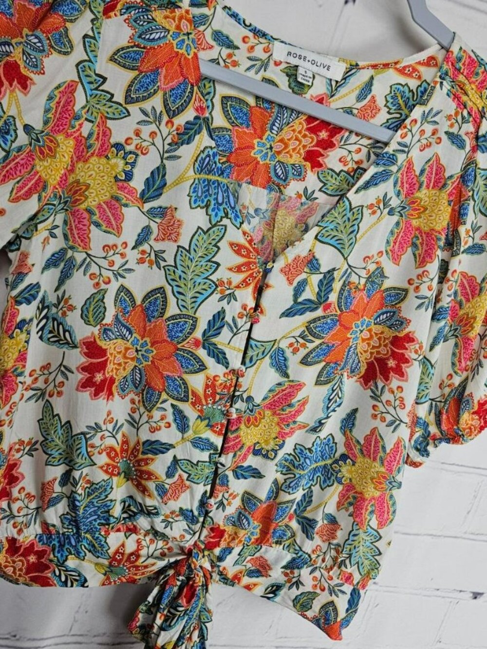 Rose + Olive Women's Floral Rayon Tie-Front Blouse Womens S Beachy Coastal Artsy